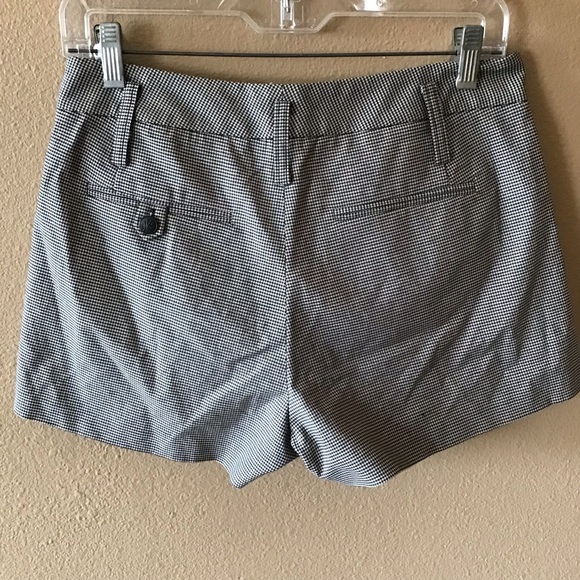 NWOT Rag & Bone Houndstooth Pleated 5-Pocket Shorts (Size 4) - Picture 2 of 6